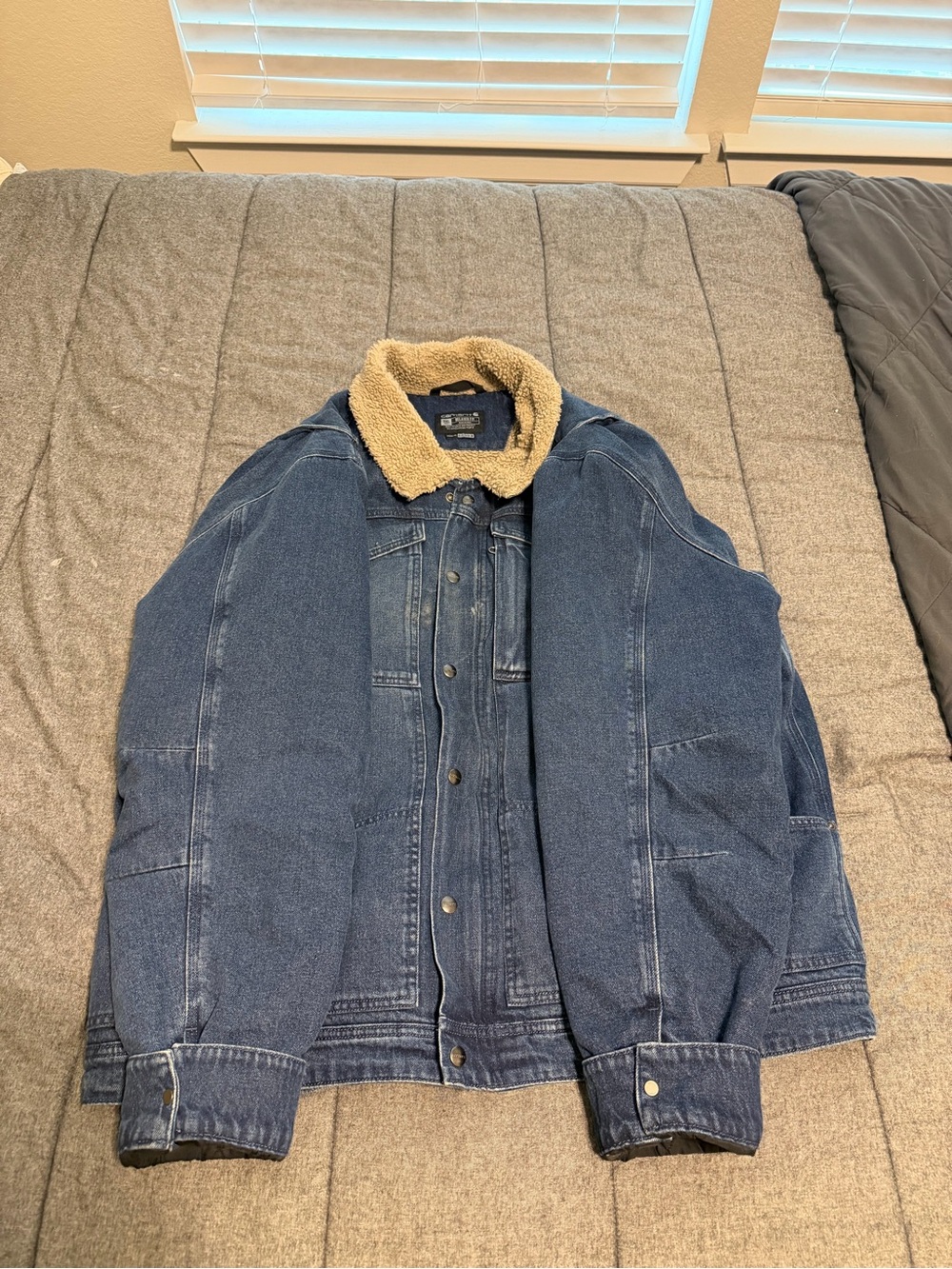 Men's Carhartt Blue Denim Sherpa-Lined Jacket